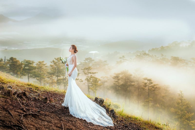 Boho Lace Wedding Dress